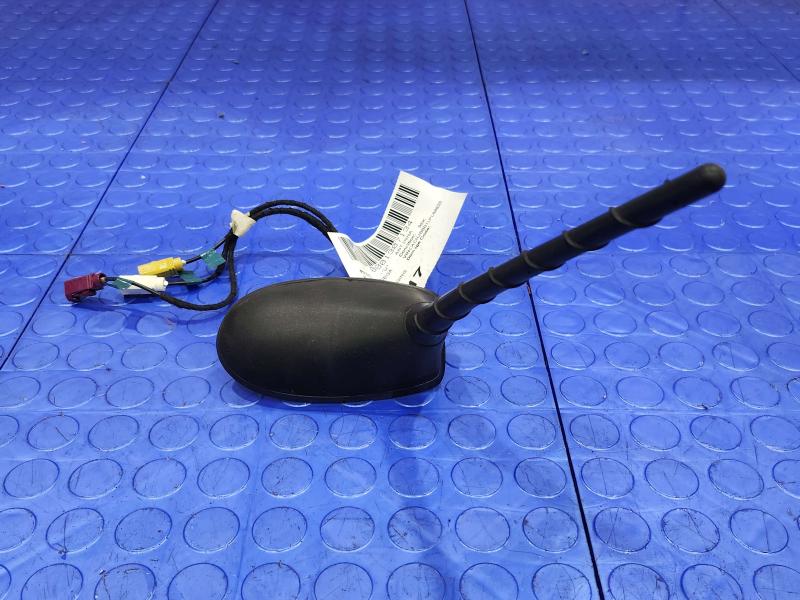 2020 Jeep Renegade Antenna