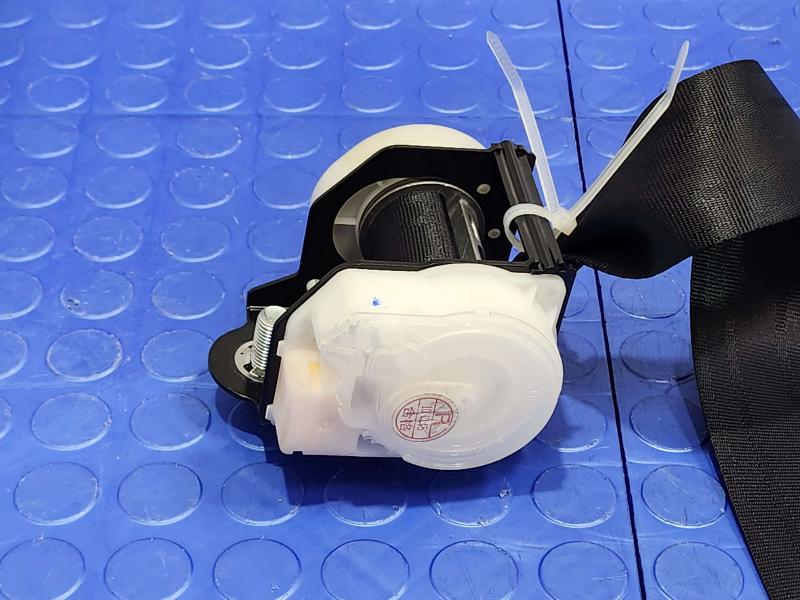 2011 Mazda CX-9 Rear Seat Belt