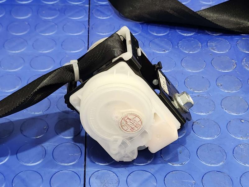 2011 Mazda CX-9 Rear Seat Belt