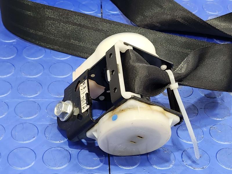 2011 Mazda CX-9 Rear Seat Belt