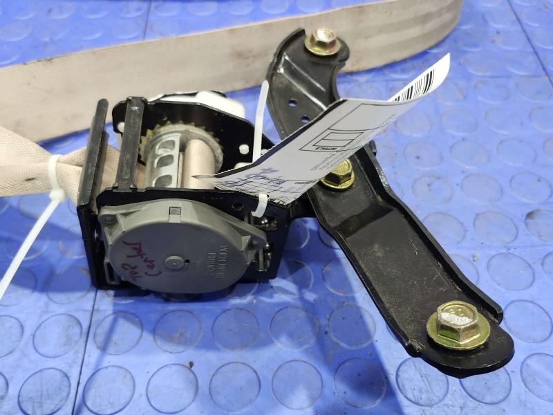 2003 Subaru Legacy Rear Seat Belt