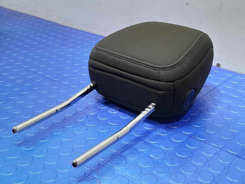 2023 Chevrolet Trailblazer Headrest