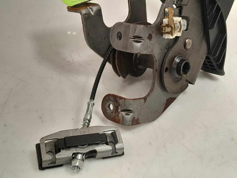 2017 - 2020 Hyundai Elantra Sedan Parking Brake Lever OEM 59710-F2000-TRY