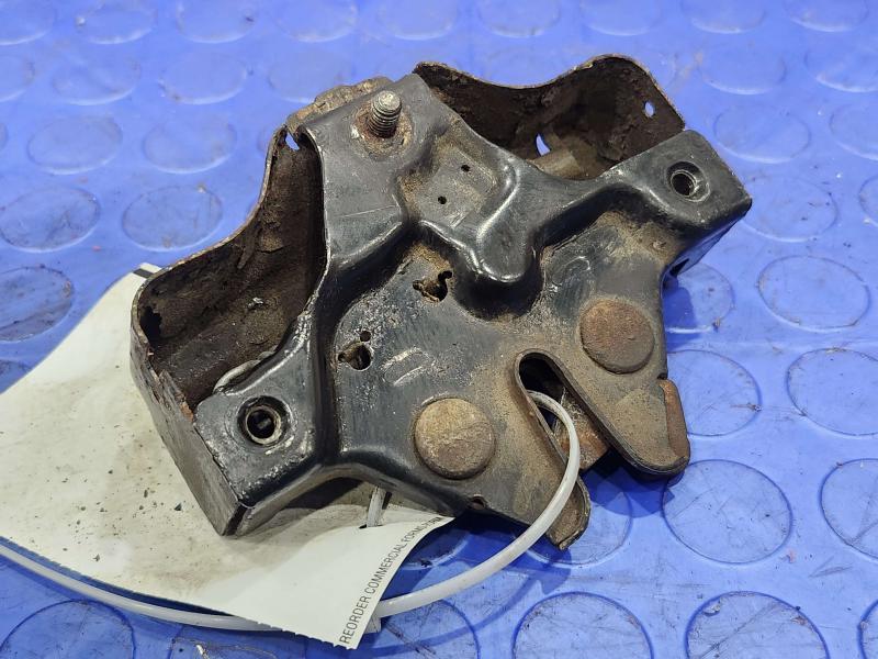 2007 Toyota Tundra Hood Latch