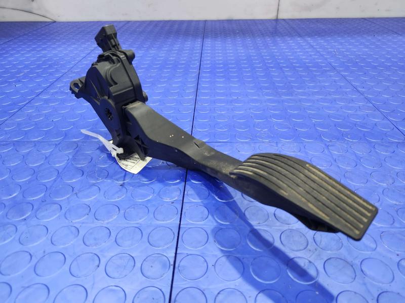 2020 Jeep Renegade Pedal Assembly