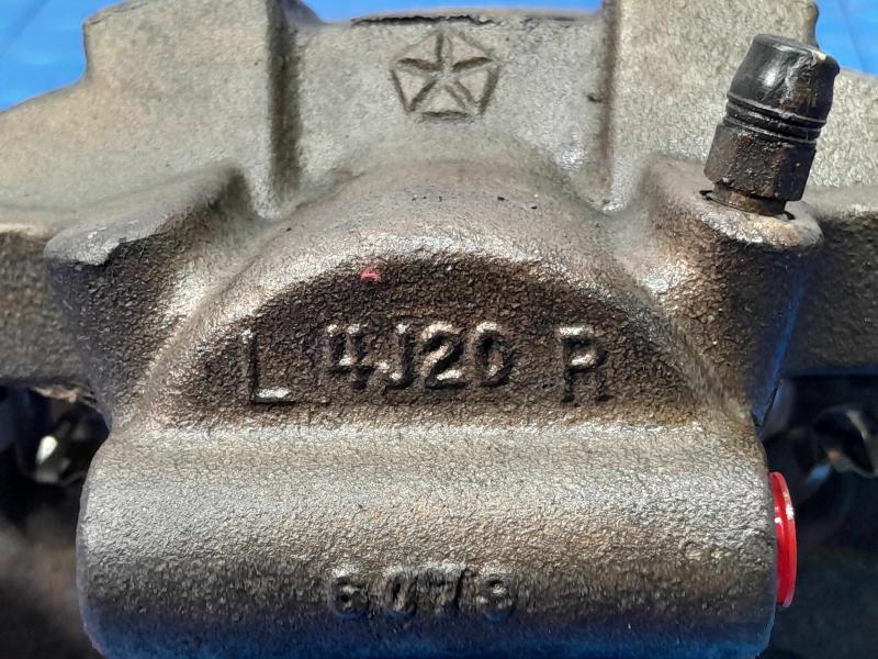2015 Chrysler 200 Caliper