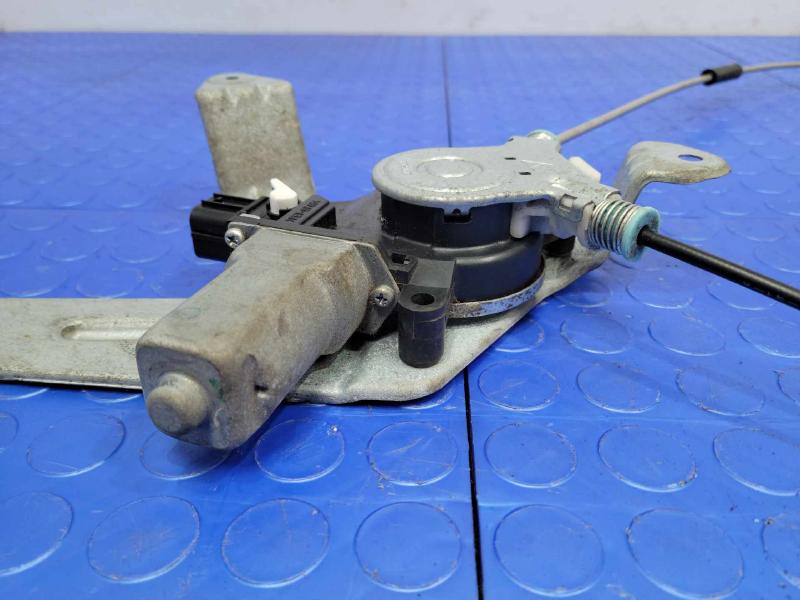 2006 Honda Ridgeline Back Glass Regulator