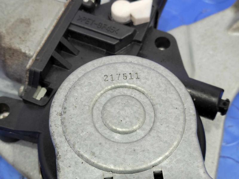 2006 Honda Ridgeline Back Glass Regulator