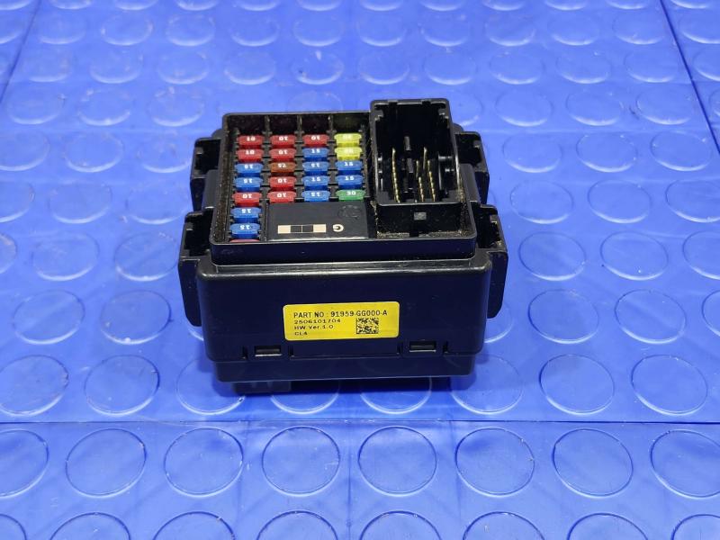 2025 Kia K4 Engine Fuse Box