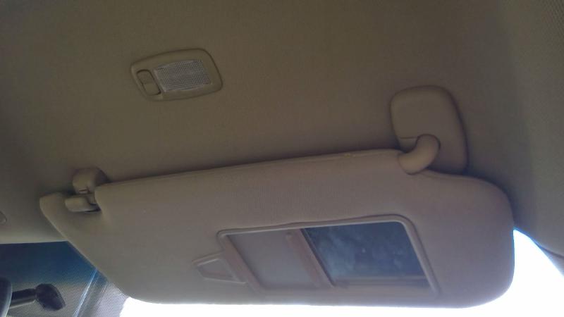 2012 Kia Sorento Sun Visor