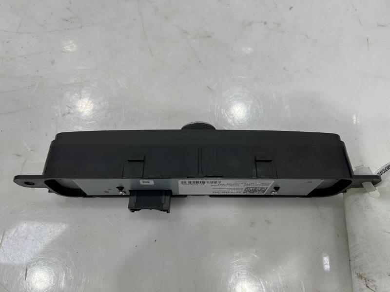 2022 Chevrolet Silverado 1500 Audio & Visual Equip.(Radio)