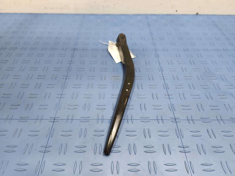 2017 GMC Acadia Wiper Arm