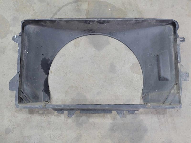 2004 Lincoln Navigator Fan Shroud