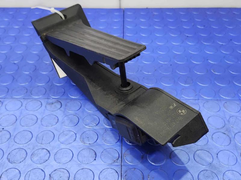 2003-2008 BMW Z4 Acccelerator Pedal Assembly Genuine OEM Part 35416762326