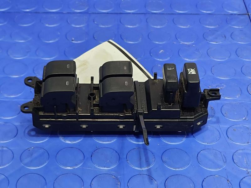 2010 Toyota Prius Door Switch Front