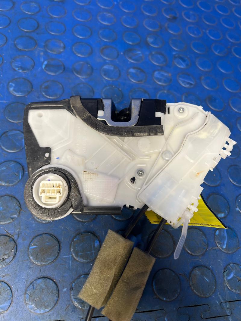 2018 Honda CR-V Front Door Latch