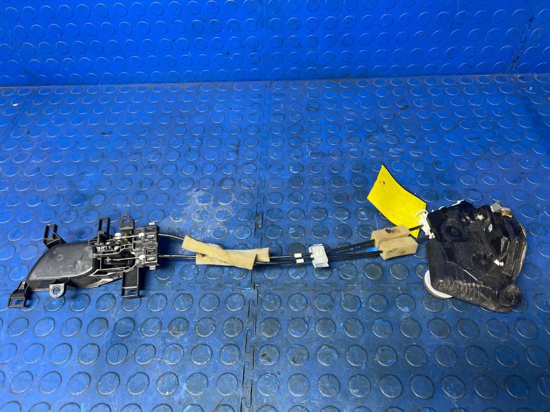 2018 Honda CR-V Front Door Latch