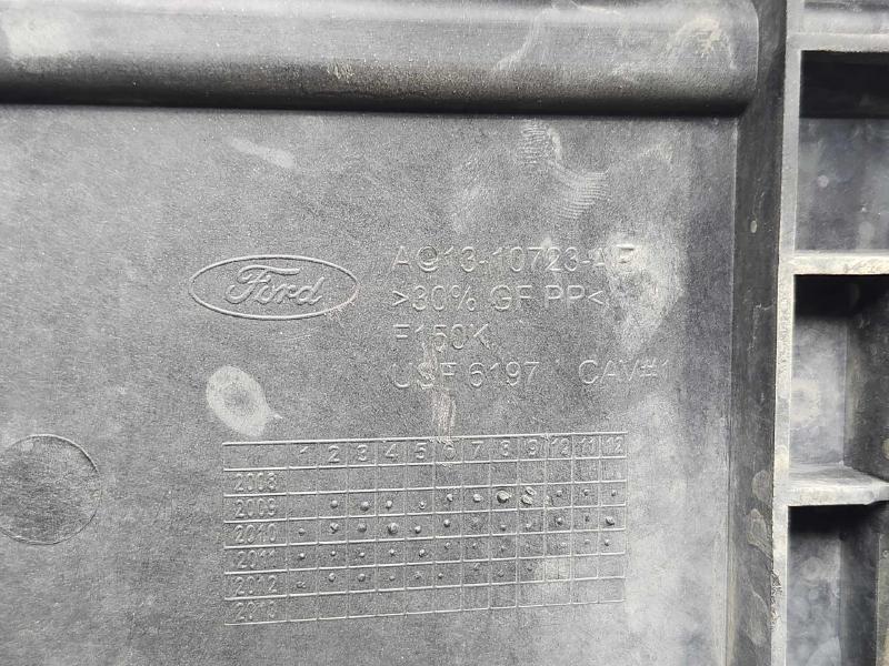 2013 Ford Taurus Battery Tray
