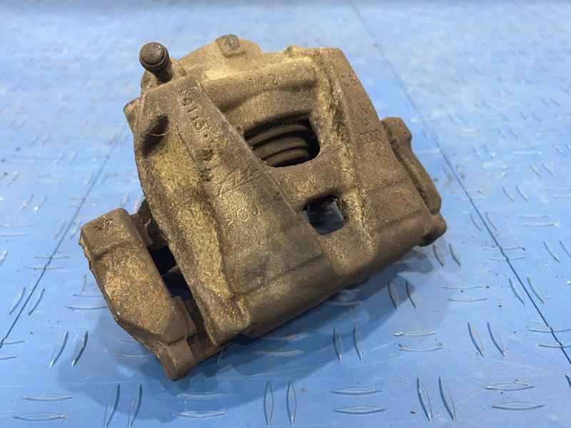 2015 Volkswagen Passat Caliper