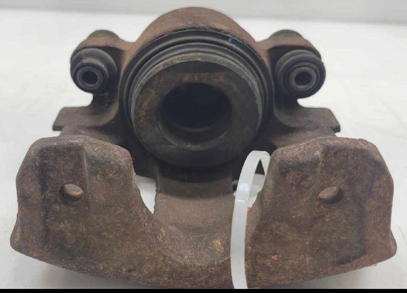 1997 Jeep Cherokee Caliper