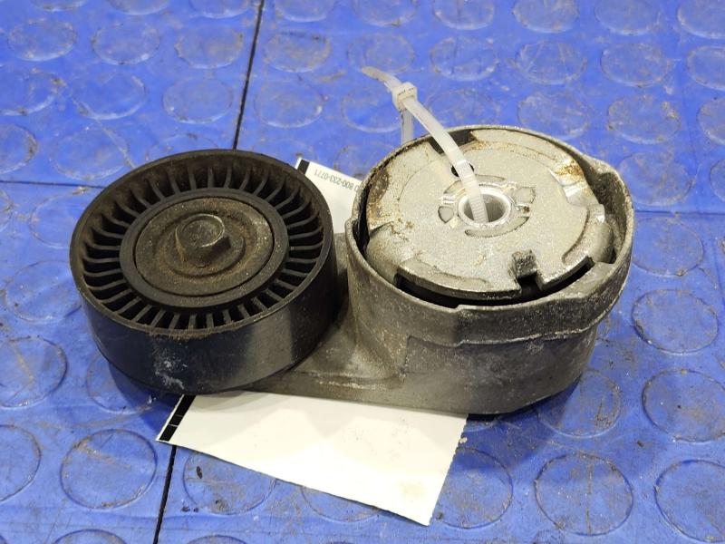2013 Chrysler 300 Engine Belt Tensioner