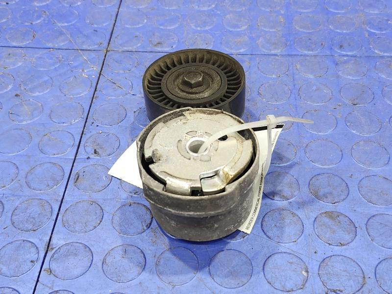 2013 Chrysler 300 Engine Belt Tensioner