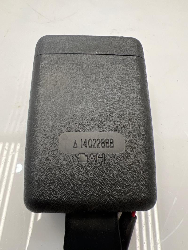 2015 Mazda Mazda6 Front Seat Belt
