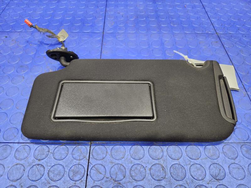 2013 Chrysler 300 Sun Visor