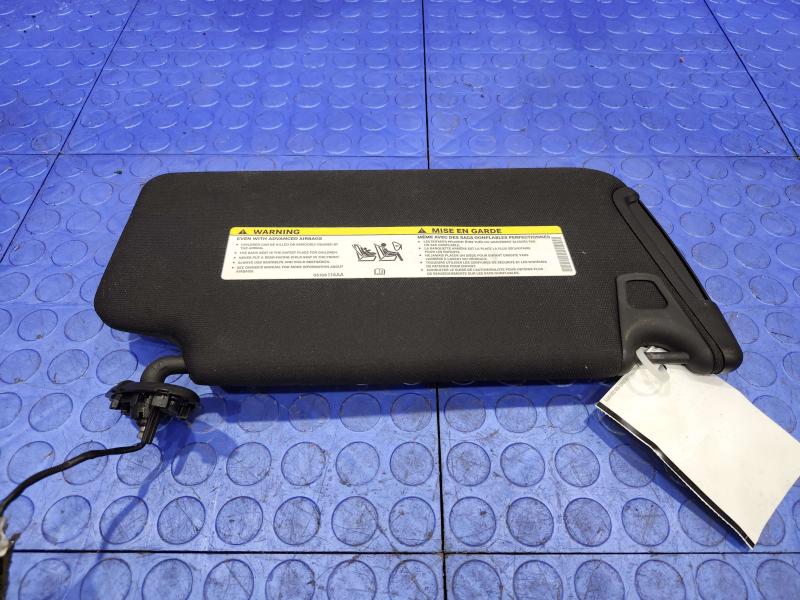 2013 Chrysler 300 Sun Visor