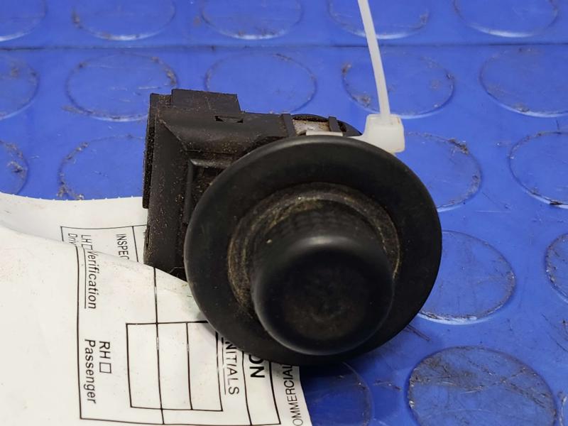 2010 Ford F-150 Door Switch Front