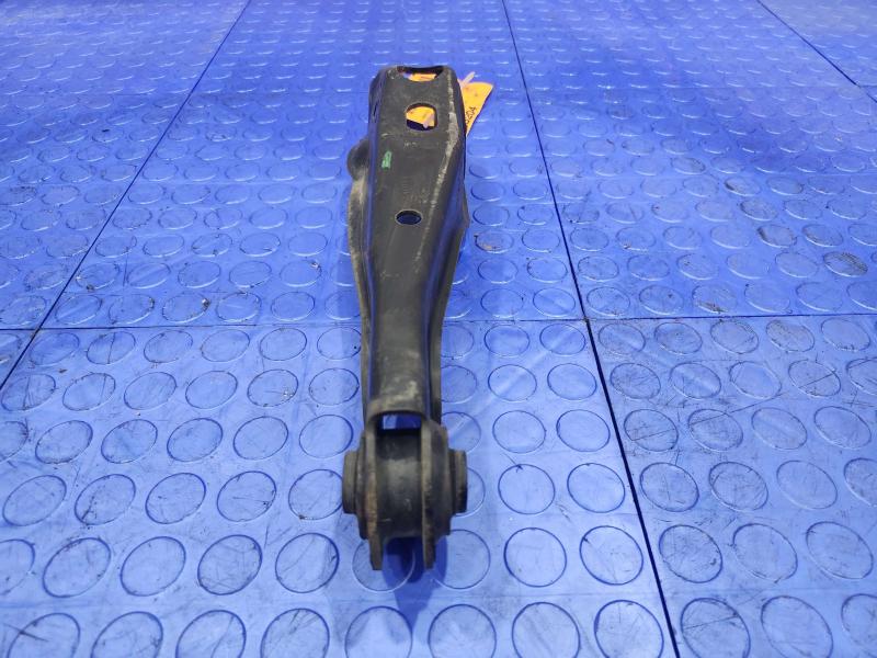 2013 Nissan Pathfinder Lower Control Arm Rr