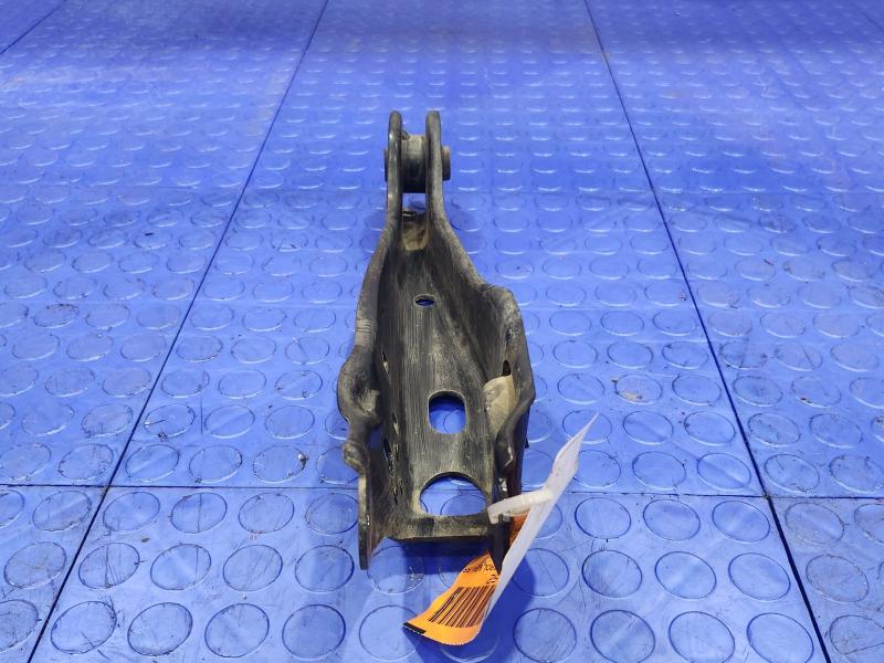 2013 Nissan Pathfinder Lower Control Arm Rr