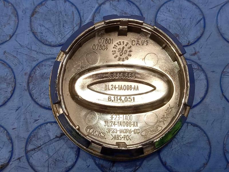 2008 Ford Explorer Center Cap