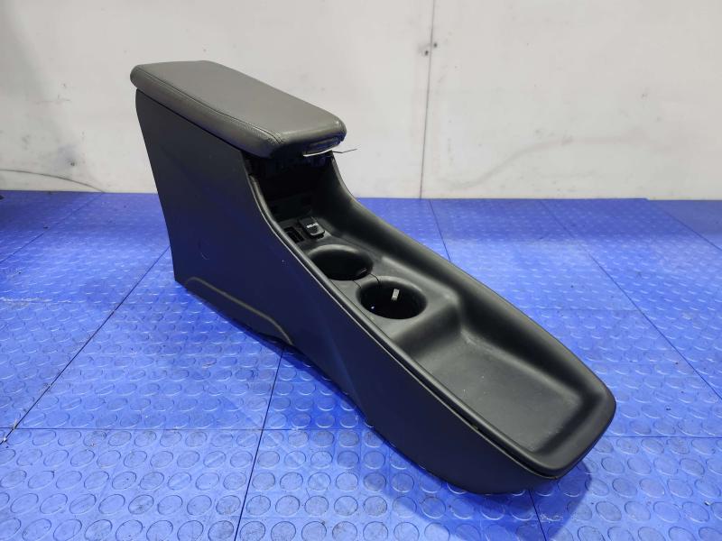2017 Toyota Prius Front Console