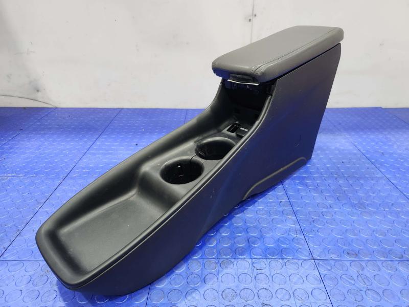 2017 Toyota Prius Front Console