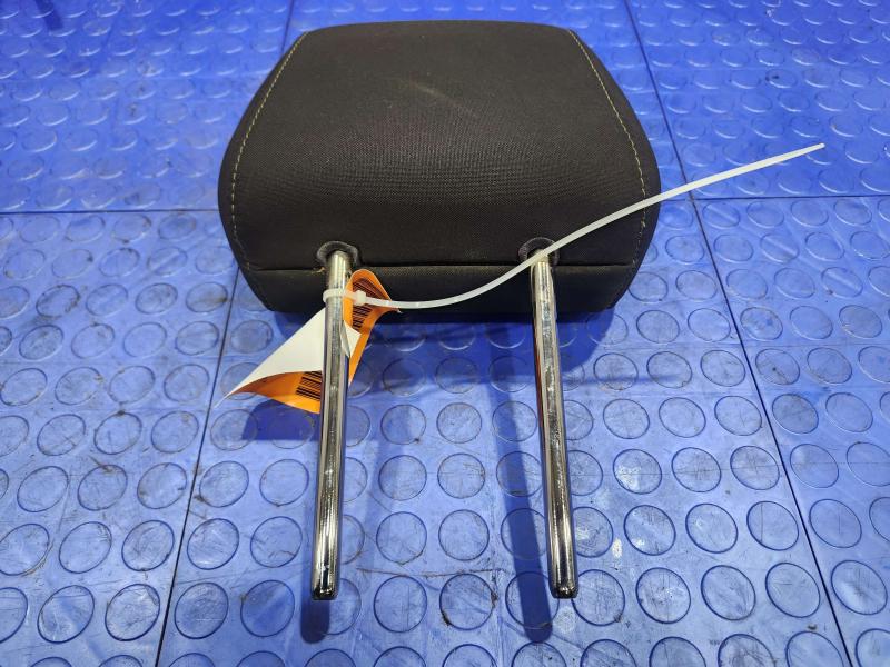 2017 Ford Focus Headrest