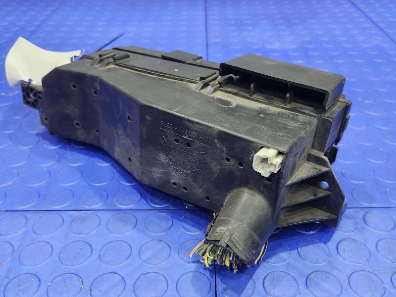 2012 Ford Escape Engine Fuse Box