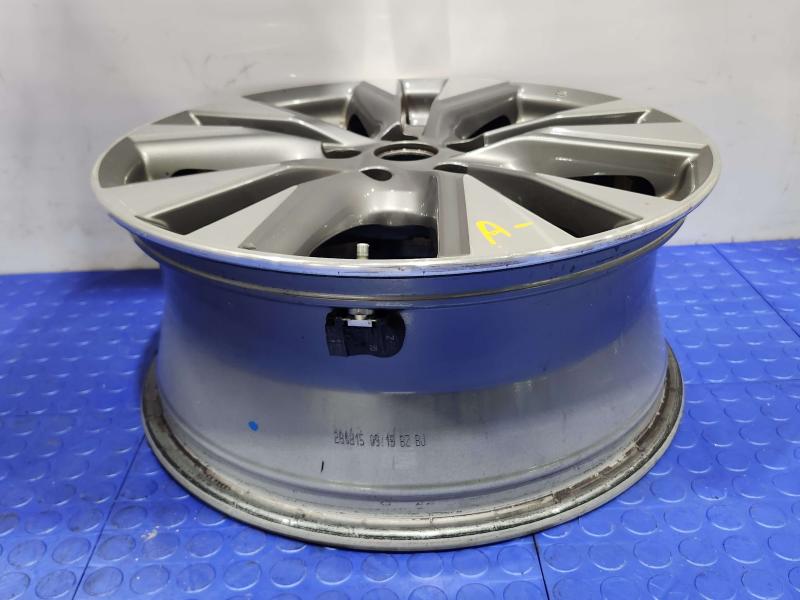 2015 Nissan Murano Wheel