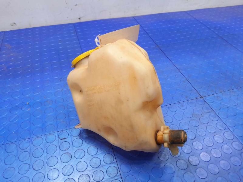 2003-2006 Jeep Wrangler TJ Windshield Washer Fluid Reservoir Assembly OEM 05096344AA