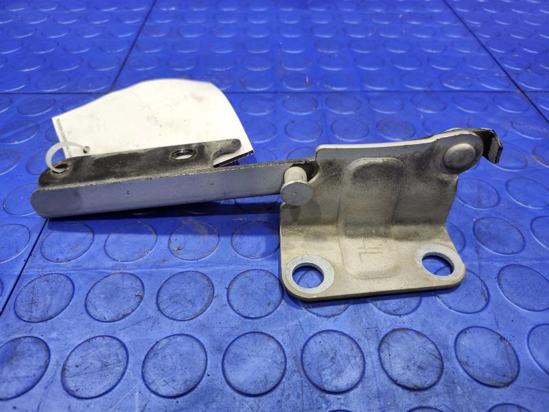 2006 Ford Mustang Hood Hinge
