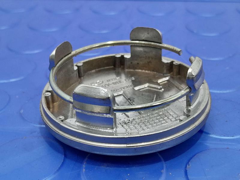 2012 Kia Sorento Center Cap