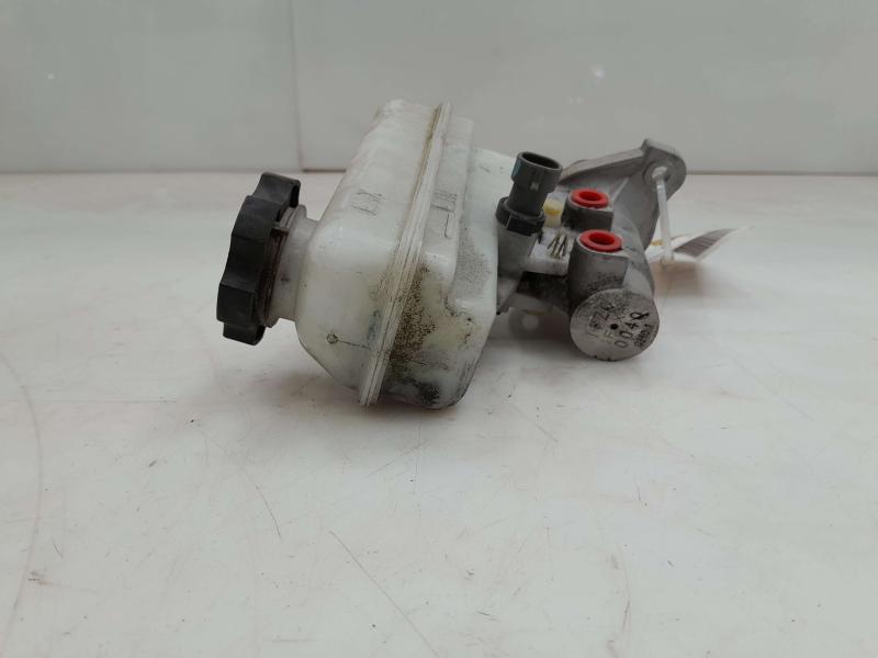 2014 Chevrolet Equinox Master Cylinder