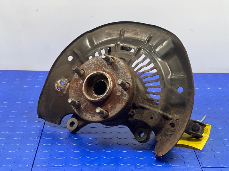2012 Toyota Sienna Spindle Knuckle Front