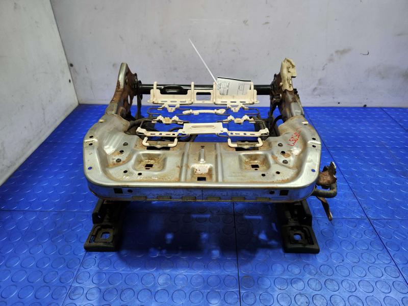 2015 Ford Fusion Seat Track
