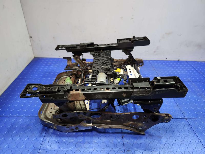 2015 Ford Fusion Seat Track