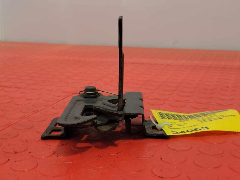 2008 Chevrolet Silverado 1500 Hood Latch