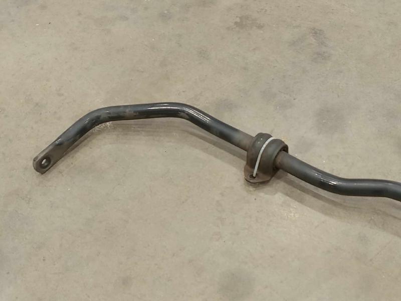 2015-2018 Kia Sedona Front Stabilizer Bar Swaybar Genuine OEM 54810A9000