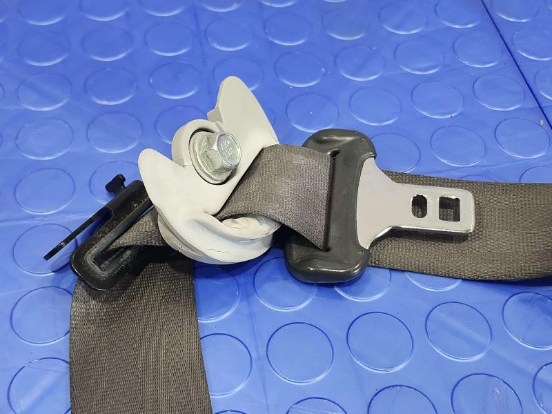 2010 Kia Rio Front Seat Belt