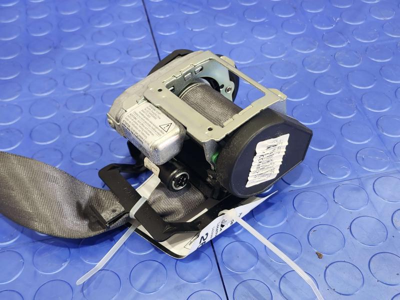 2010 Kia Rio Front Seat Belt