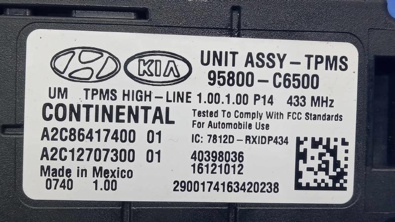 2016-2018 Kia Sorento TPMS Tire Pressure Control Module Genuine OEM 95800C6500